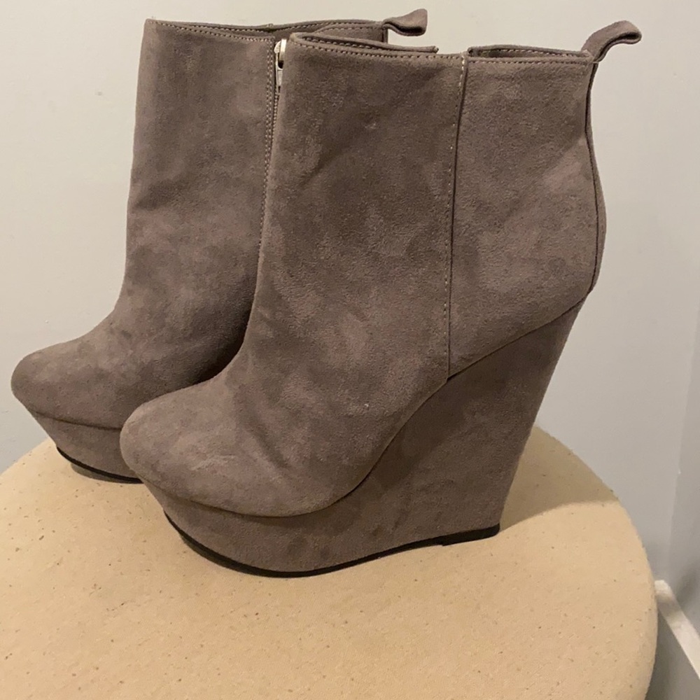 🔥🔥 ZIGI Soho Platrform Wedges